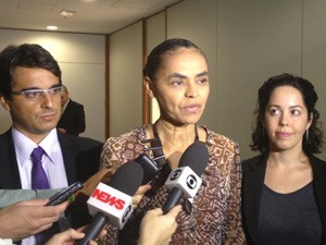 A ex-senadora Marina Silva após se reunir com ministro Marco Aurélio Mello no TSE (Foto: Mariana Oliveira / G1)