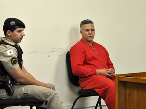 Marcos Aparecido dos Santos, o Bola, durante o julgamento neste sábado (Foto: Renata Caldeira/TJMG)