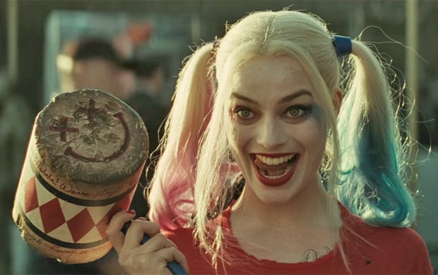 Margot Robbie como a Arlequina no Esquadrão Suicida (Foto: Reprodução / Youtube)