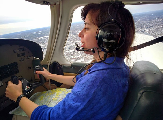 Piloto amador após usar o aplicativo Flytenow, de caronas em aviões de pequeno porte.