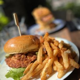 To-go Crispy Chicken Sandwich