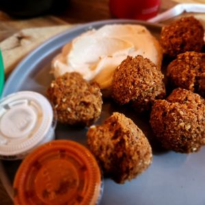 Ba’al Cafe & Falafel on Yelp