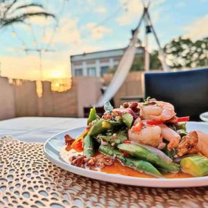 Best outdoor dining in the East Bay