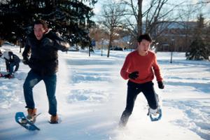 febfest snowshoe race