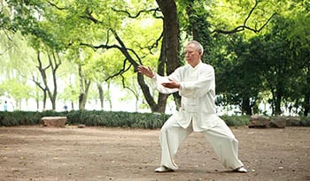 8 Gesundheitsvorteile von Tai Chi