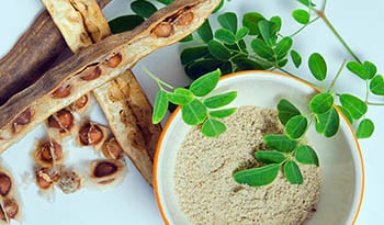 The Health Benefits of Moringa + Easy Recipes