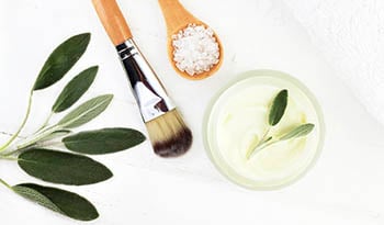 Productos de belleza naturales para una piel sana y brillante