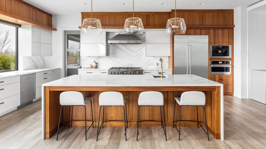 Marble slab used as backsplash in a modern kitchen