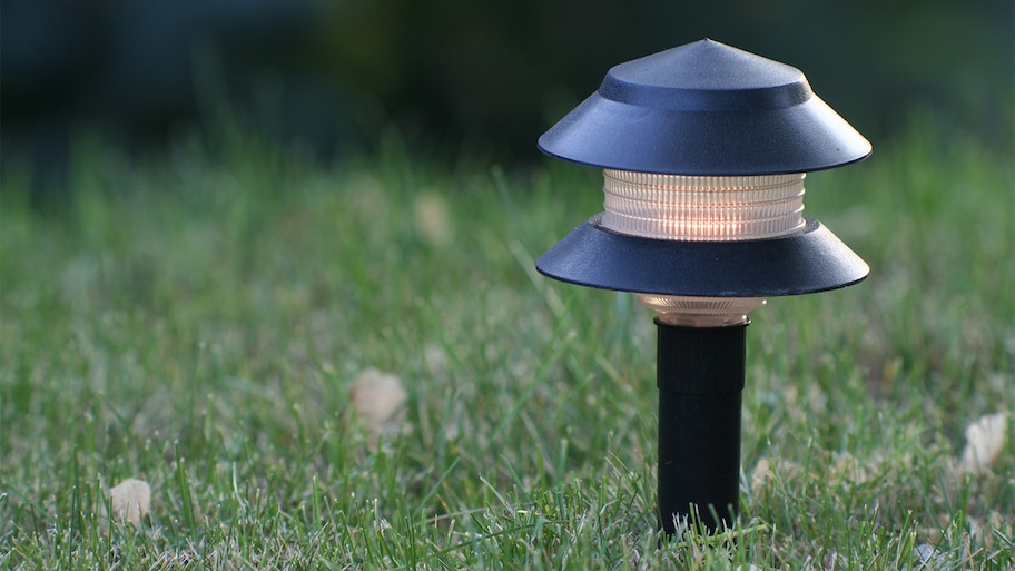 outdoor yard light 