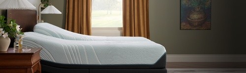 split king Adapt Mattress on an adjustable base in a bedroom