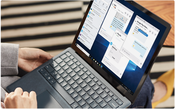 Try split view in Skype, pop up your chats.