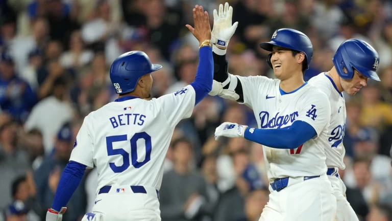 Buy or Sell the Dodgers, Yankees & Phillies as World Series Favorites?