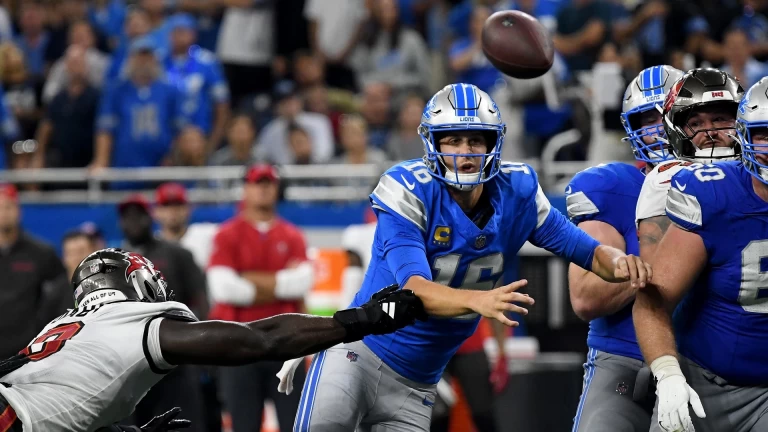 Lions' Red Zone Struggles: Will They Improve Against Arizona?