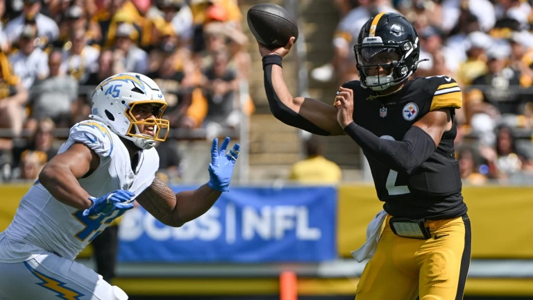 Steelers Excel with Justin Fields as They Improve to 3-0