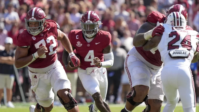 Alabama Clings to Narrow Victory Over South Carolina