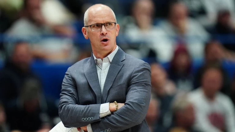 Lakers Target UConn's Dan Hurley as New Head Coach