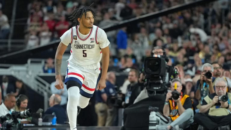 San Antonio Spurs Select Stephon Castle as 4th Pick in NBA Draft