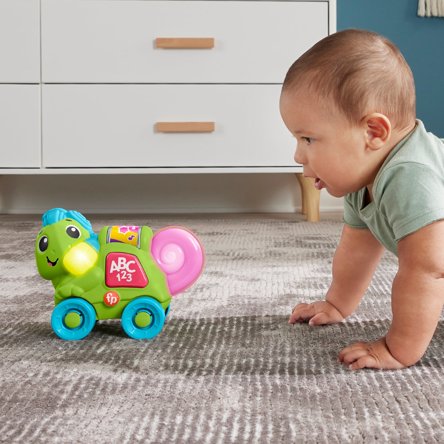 Fisher-Price Link Squad Crawl 'n Colours Chameleon