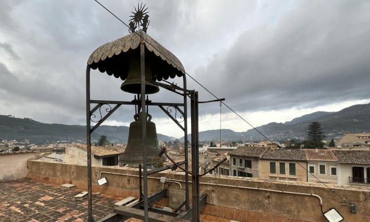 Les campanades de Cap d'Any a Plaça les farà sonar un grup musical