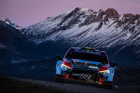 Thierry Neuville vence Rali Monte Carlo