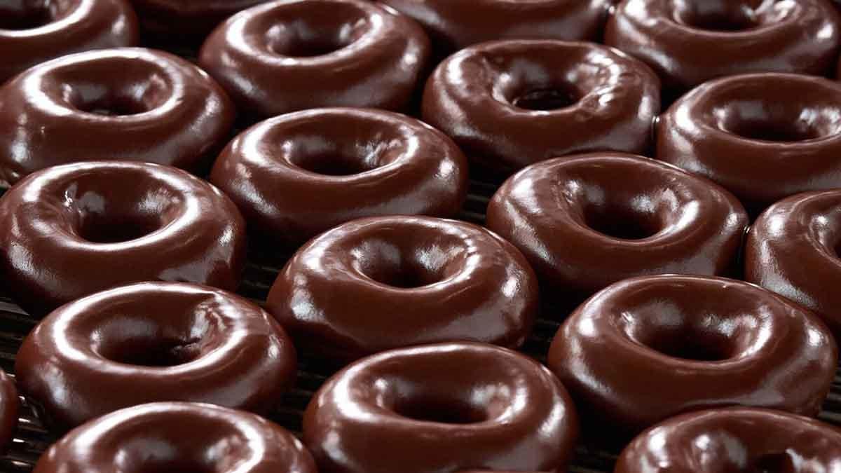 krispy-kreme-chocolate-glazed