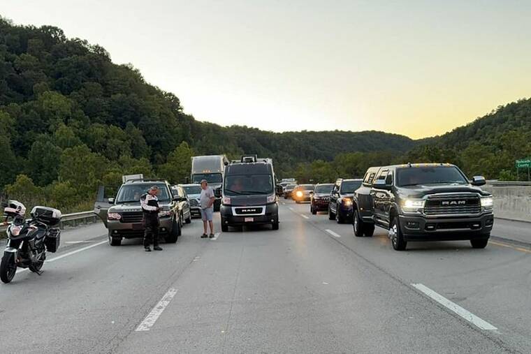 Kentucky shooter at large after wounding at least 7 along highway