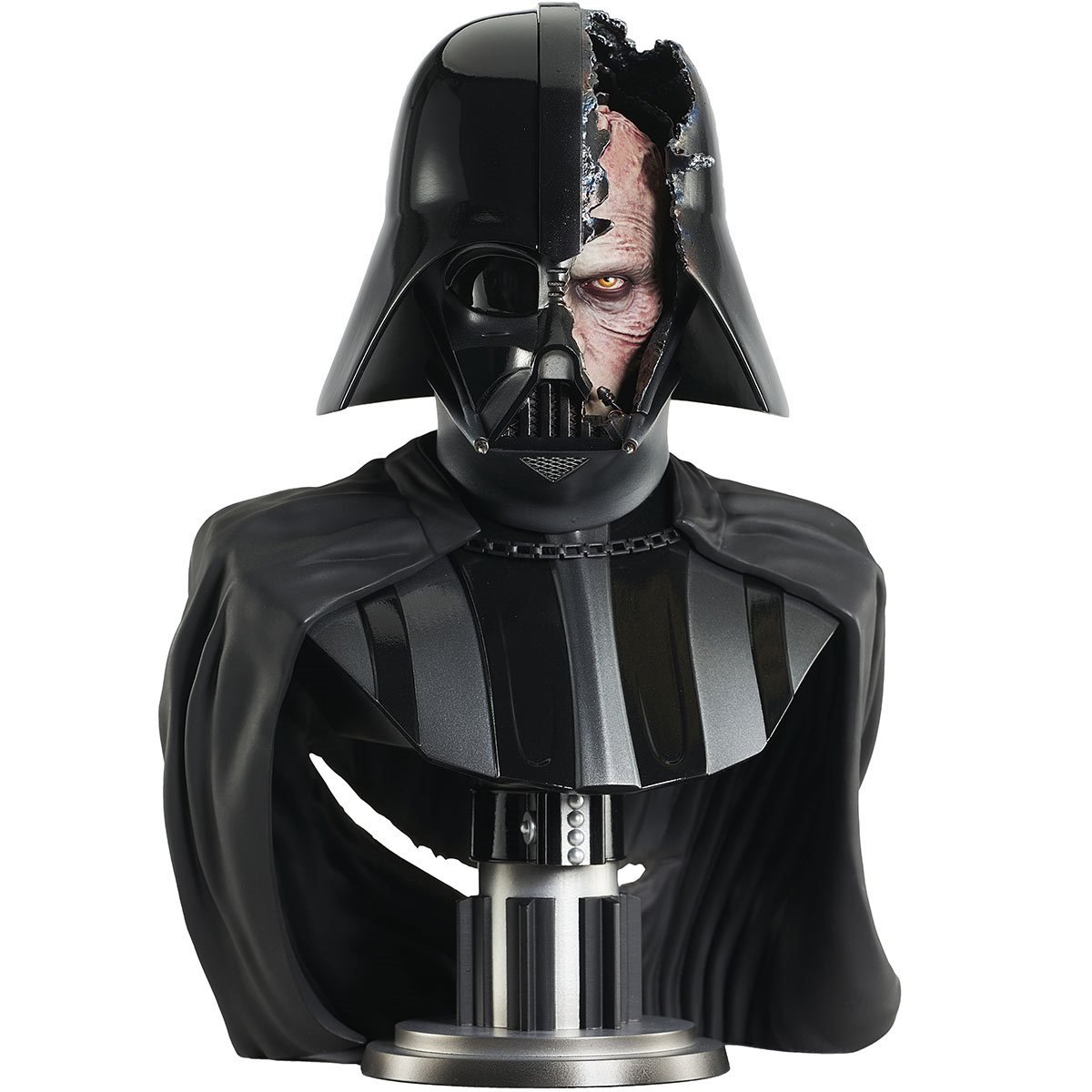 Darth Vader (Damaged Helmet) - Gentle Giant Legends in 3D-Busts - Star ...