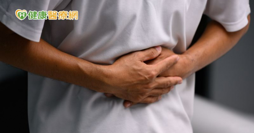 圖說-不只香菇！醫曝最常造成腸阻塞的6種食物　柿子、肉乾都在其中