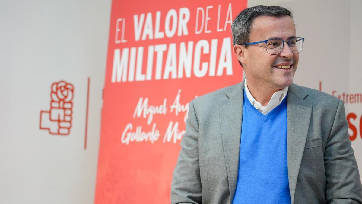 El candidato a la secretaría general del PSOE, Miguel Ángel Gallardo, durante la campaña de estas primarias.