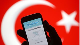 Turquie : la justice ordonne la levée du blocage du réseau Twitter