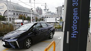 Toyota'nın hidrojen yakıtlı Mirai modeli