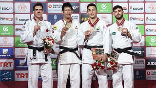 Le podium masculin de la deuxième journée du Grand Chelem de Judo d'Antalya.