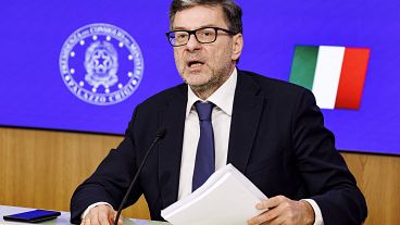 Il ministro dell'Economia, Giancarlo Giorgetti, tiene una conferenza stampa sulla legge di bilancio a Roma, mercoledì 16 ottobre 2024 