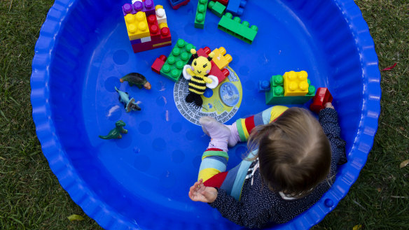 Almost a third of Australian families will get free childcare under a model proposed by the Productivity Commission.