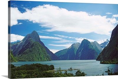 New Zealand, Fiordlands National Park, Milford Sound