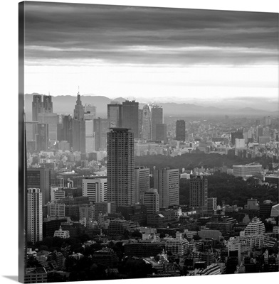 Smog settles over the Tokyo skyline at dusk, Japan