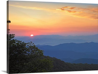 Sunset over the Pisgah National Forest from the Blue Ridge Parkway, North Carolina