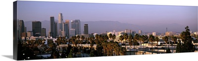 California, Los Angeles, Skyline at dusk