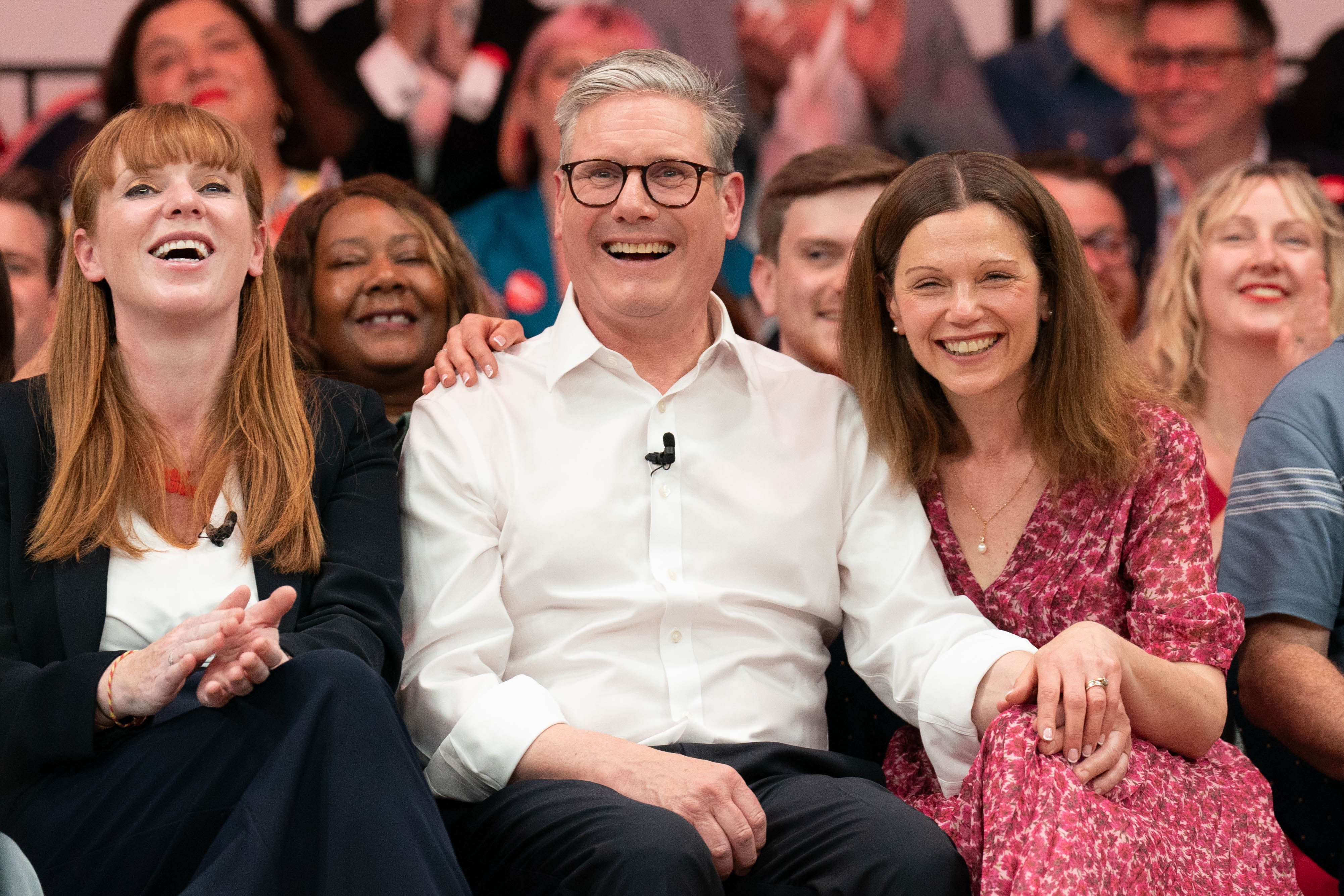 Labour leader Sir Keir Starmer, with his wife Victoria during a Labour Party campaign rally