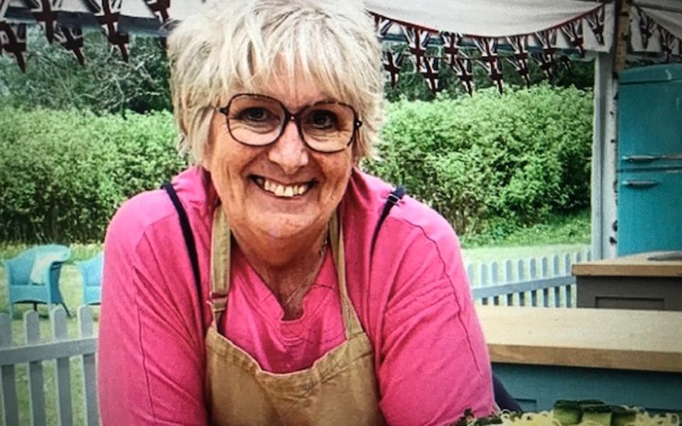 Bake Off star Dawn Hollyoak dies aged 61