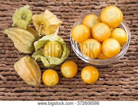 Golden Berry, Tropical Fruit Uchuva. Top View - Physalis Peruviana