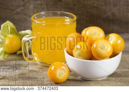 Uchuva Juice - Physalis Peruviana - Text Space