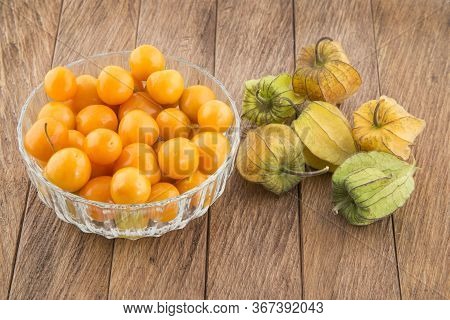 Physalis Peruviana - Golden Berry, Tropical Fruit Uchuva