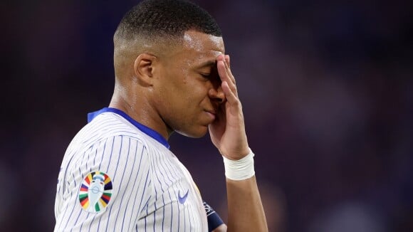 Kylian Mbappé et les joueurs de l'Equipe de France victimes de chants racistes, l'Equipe d'Argentine fait polémique après la Copa America 2024 (la FFF contre-attaque)