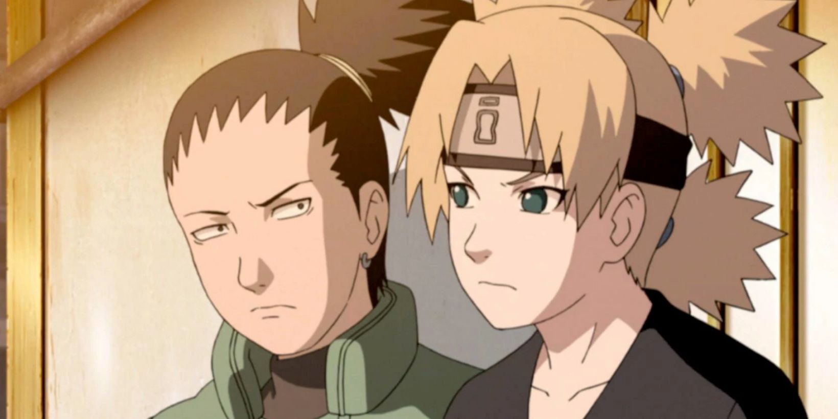 Shikamaru e Temari se entreolharam enquanto sentam juntos para supervisionar os Exames Chunin em Naruto Shippuden