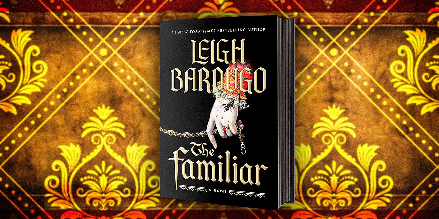 Uma capa do livro de Leigh Bardugo, The Familiar, em um fundo estampado amarelo