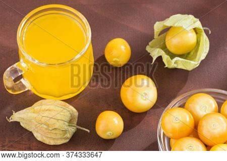 Golden Berry, Tropical Fruit Uchuva. Top View - Physalis Peruviana