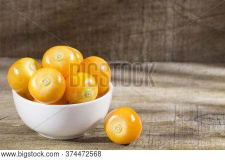 Golden Berry, Tropical Fruit Uchuva. Top View - Physalis Peruviana