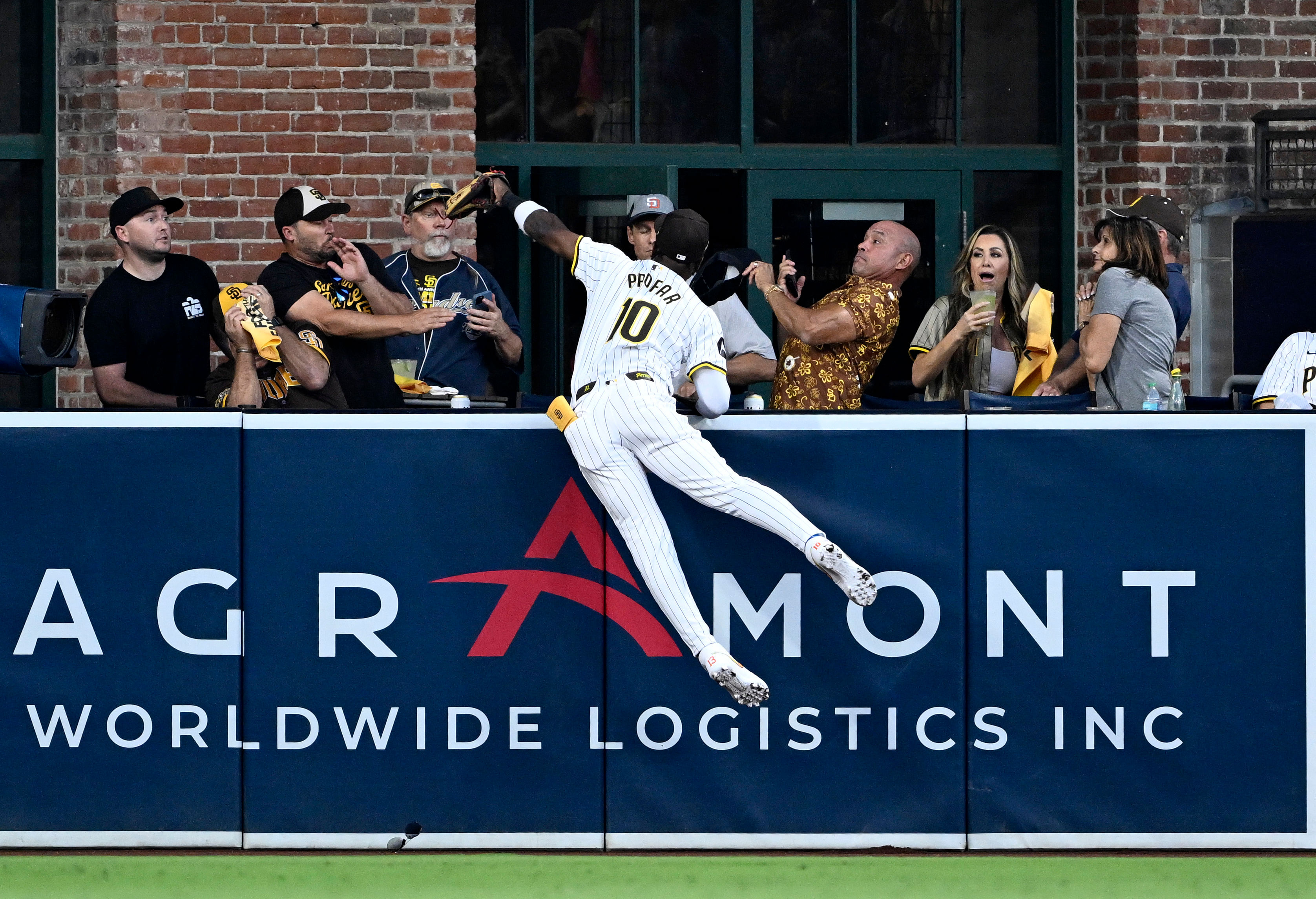 MLB: NLDS-Los Angeles Dodgers at San Diego Padres - Source: Imagn