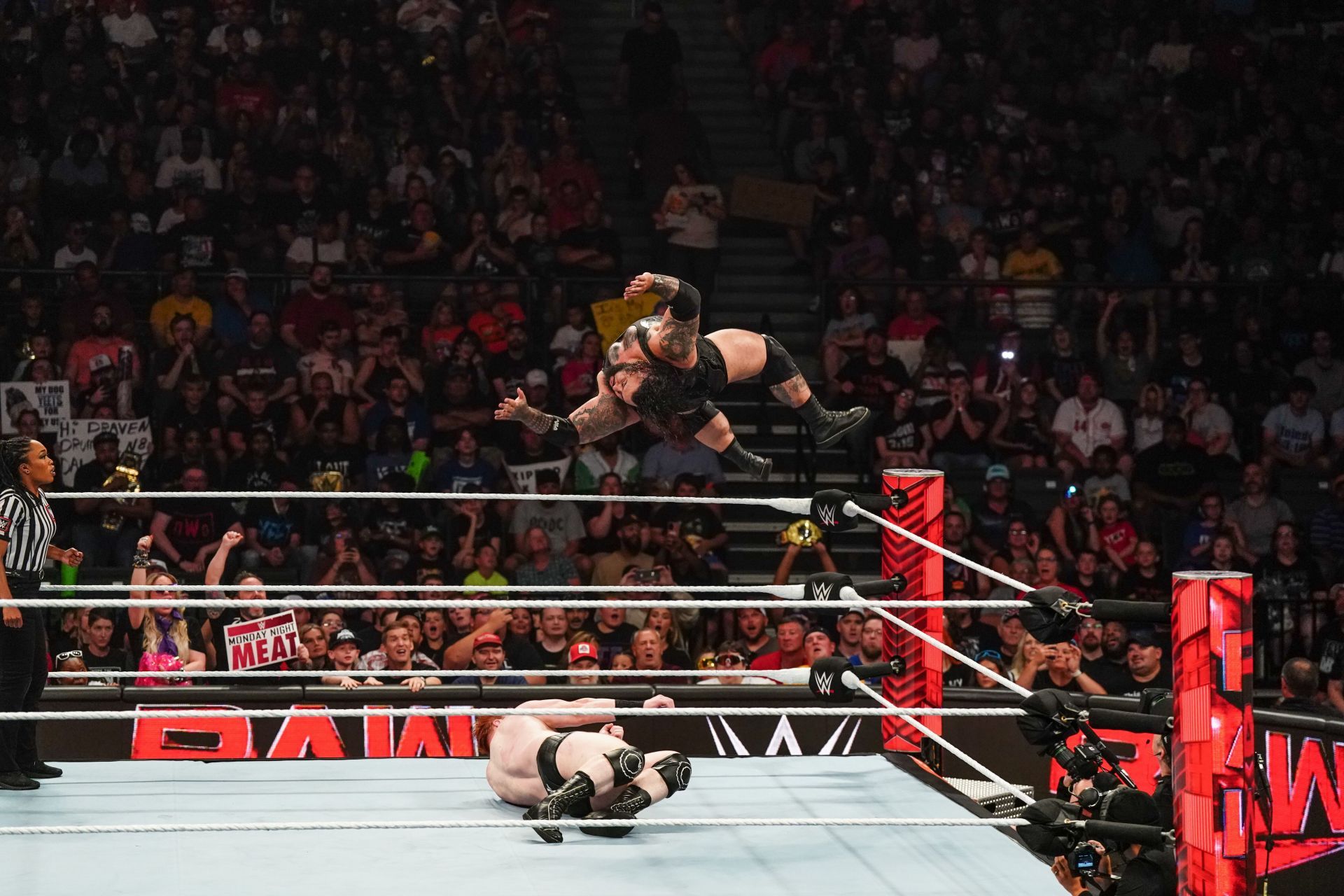 Monday Night RAW - Source: Getty